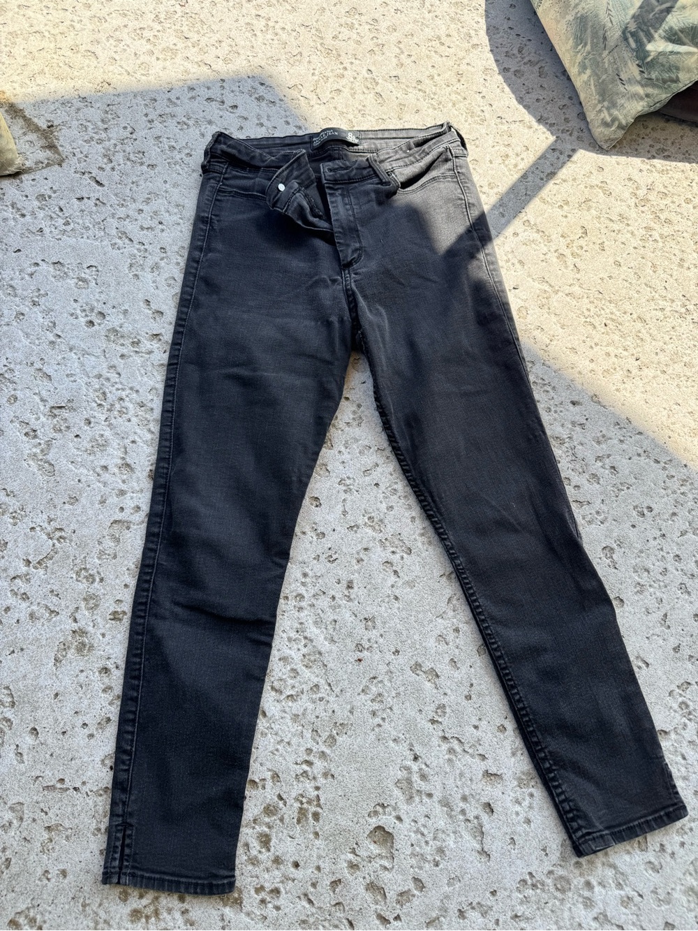 Abercrombie & Fitch Black Skinny Jeans